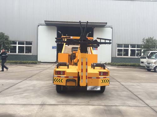 專威牌HTW5040TQZTJ型江鈴藍(lán)牌一拖一清障車